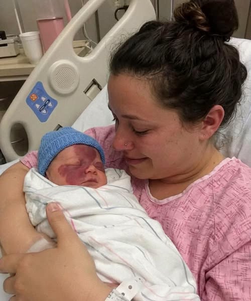 Llevé en mi vientre un bebé para mi hermana y su esposo, pero en el momento en que la vieron, lloraron: «Esta no es la niña que queríamos».