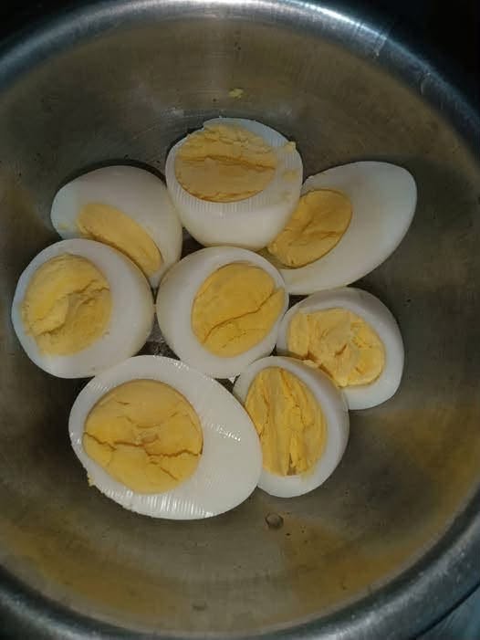 Los médicos revelan que comer huevos por la mañana provoca…