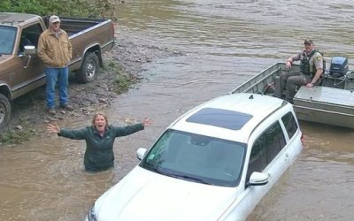 La junta de la asociación de propietarios dinamitó mi presa de 1924 y luego vio desaparecer 47 mansiones ostentosas bajo las aguas de la inundación primaveral.