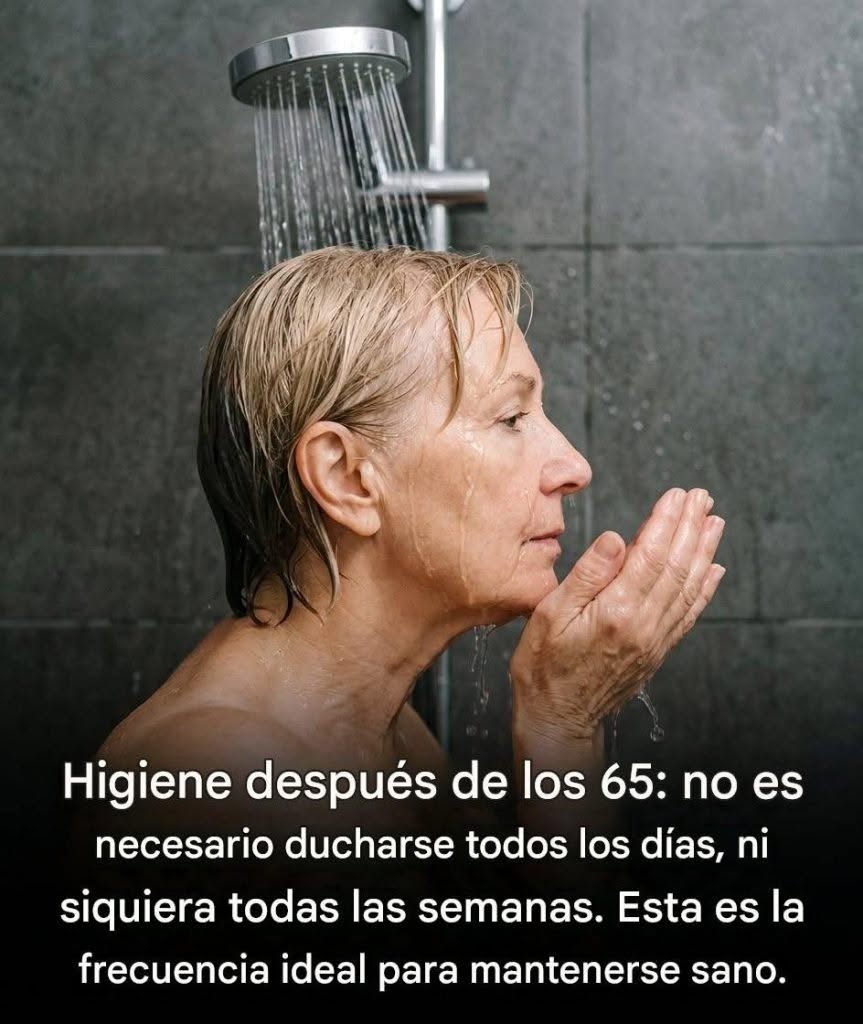 Higiene para personas mayores: ¿y si lavarse con menos frecuencia fuera mejor para la salud? La frecuencia ideal que sorprende a todos.